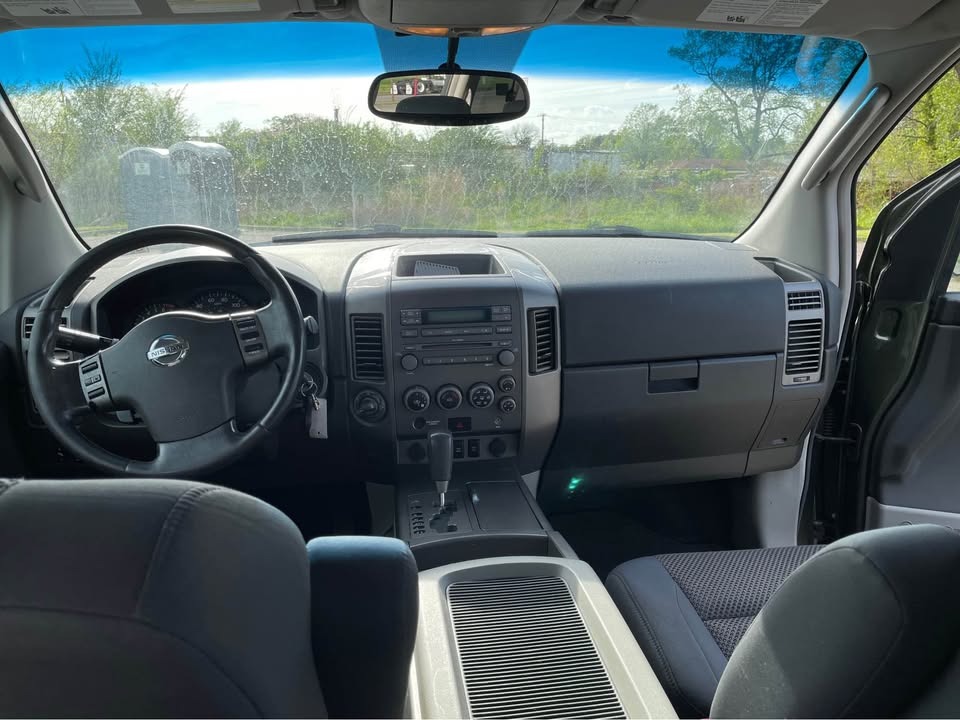 2004 Nissan Armada SE Off-Road Sport Utility 4D