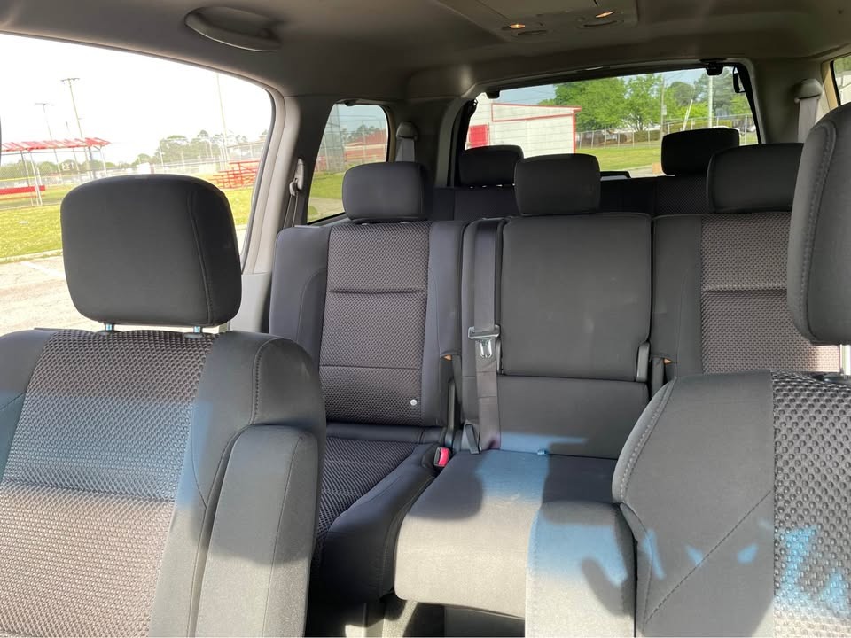 2004 Nissan Armada SE Off-Road Sport Utility 4D